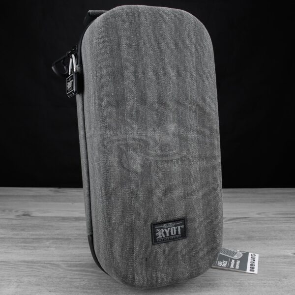 Ryot 35cm Axe Pack W/ SmellSafe Technology - Image 4
