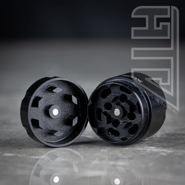 XLUX 3 piece Grinder (30mm) - Image 2